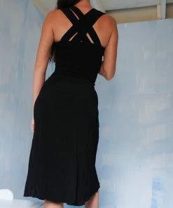 Masha & Jlynn Dresses Vintage 90's Button Down Midi Dress.