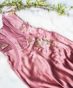 Masha & Jlynn Vintage 90’s Mauve Silk Corset Gown (S) 9 Masha & Jlynn Vintage 90’s Mauve Silk Corset Gown (S)