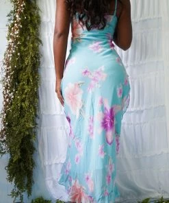 Masha & Jlynn Dresses Vintage Y2K Romantic Silk Slip Dress (M)